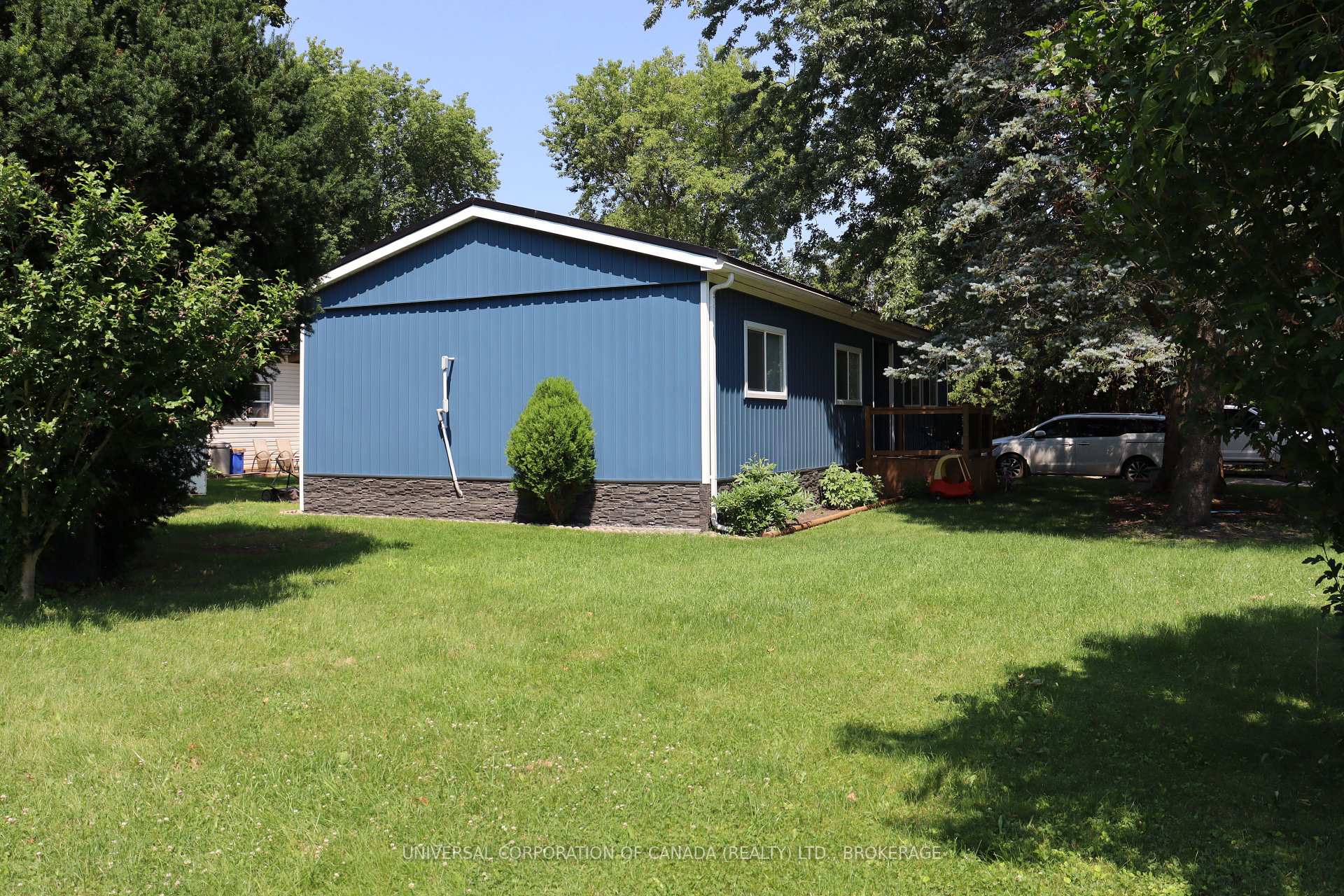 Photo 3 of 7 Maple St Street E, South-West Oxford, Brownsville — HOMEH