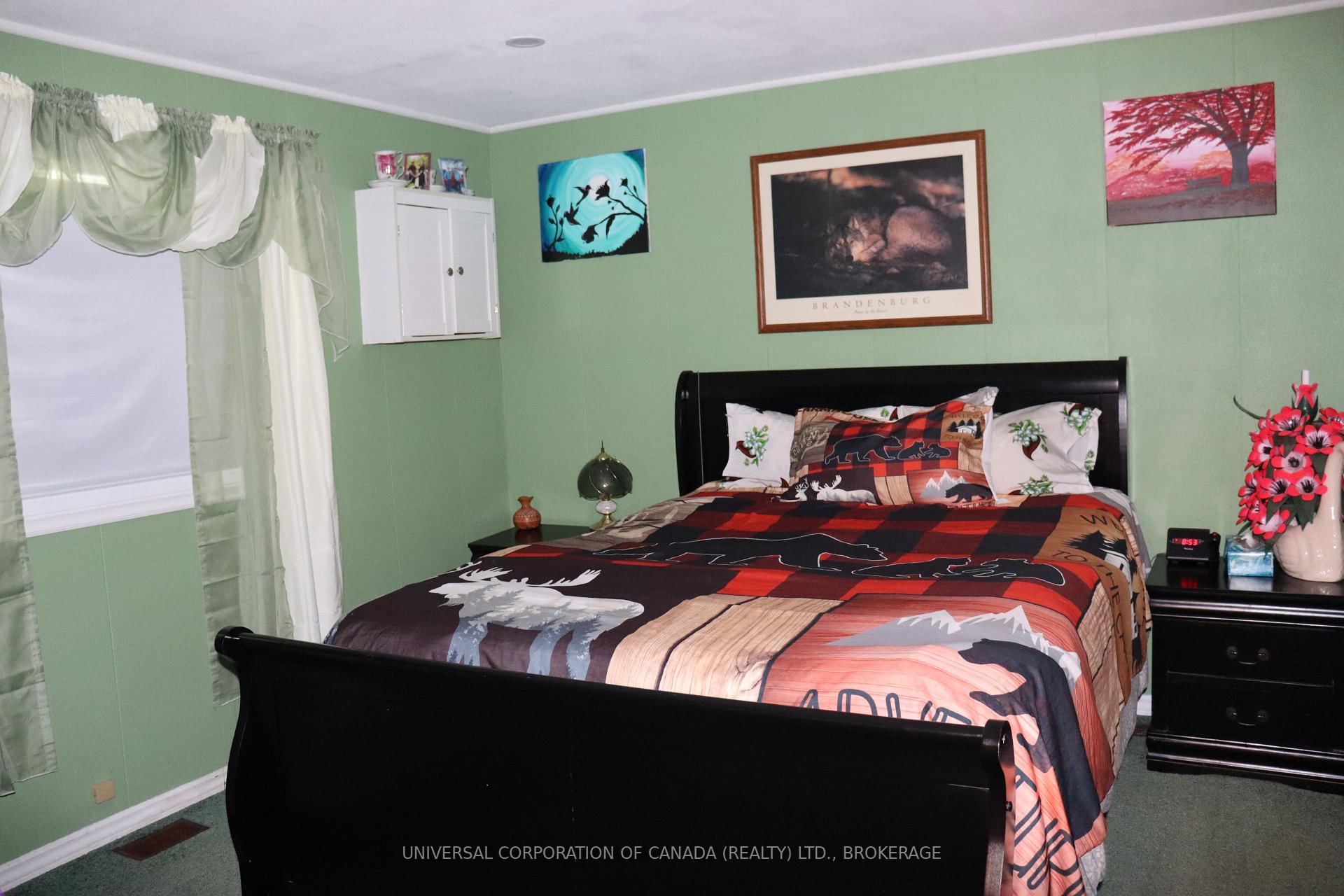 Photo 11 of 7 Maple St Street E, South-West Oxford, Brownsville — HOMEH