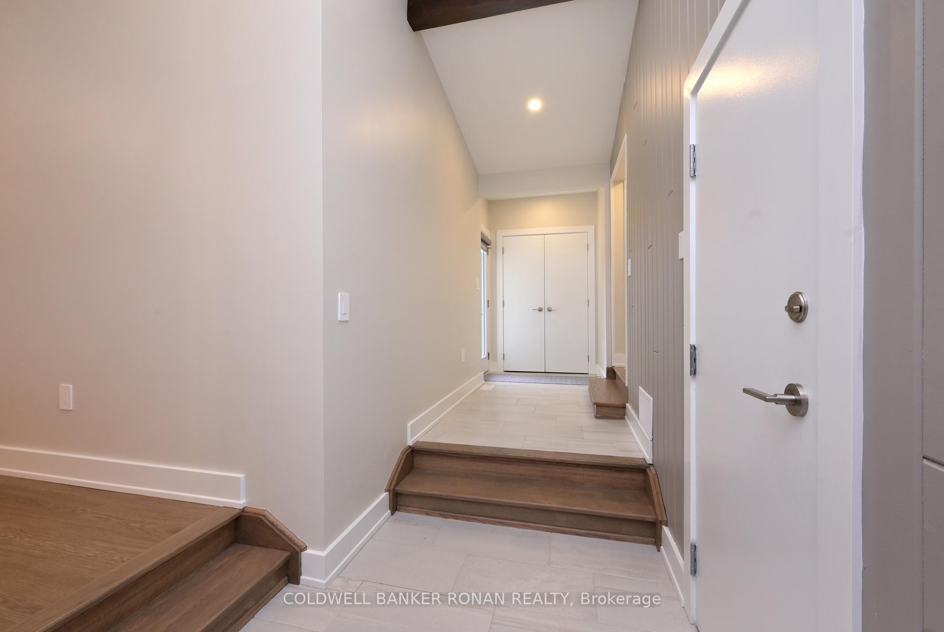 Photo 4 of Unit B, 6037 Highway 89, New Tecumseth, Rural New Tecumseth — HOMEH