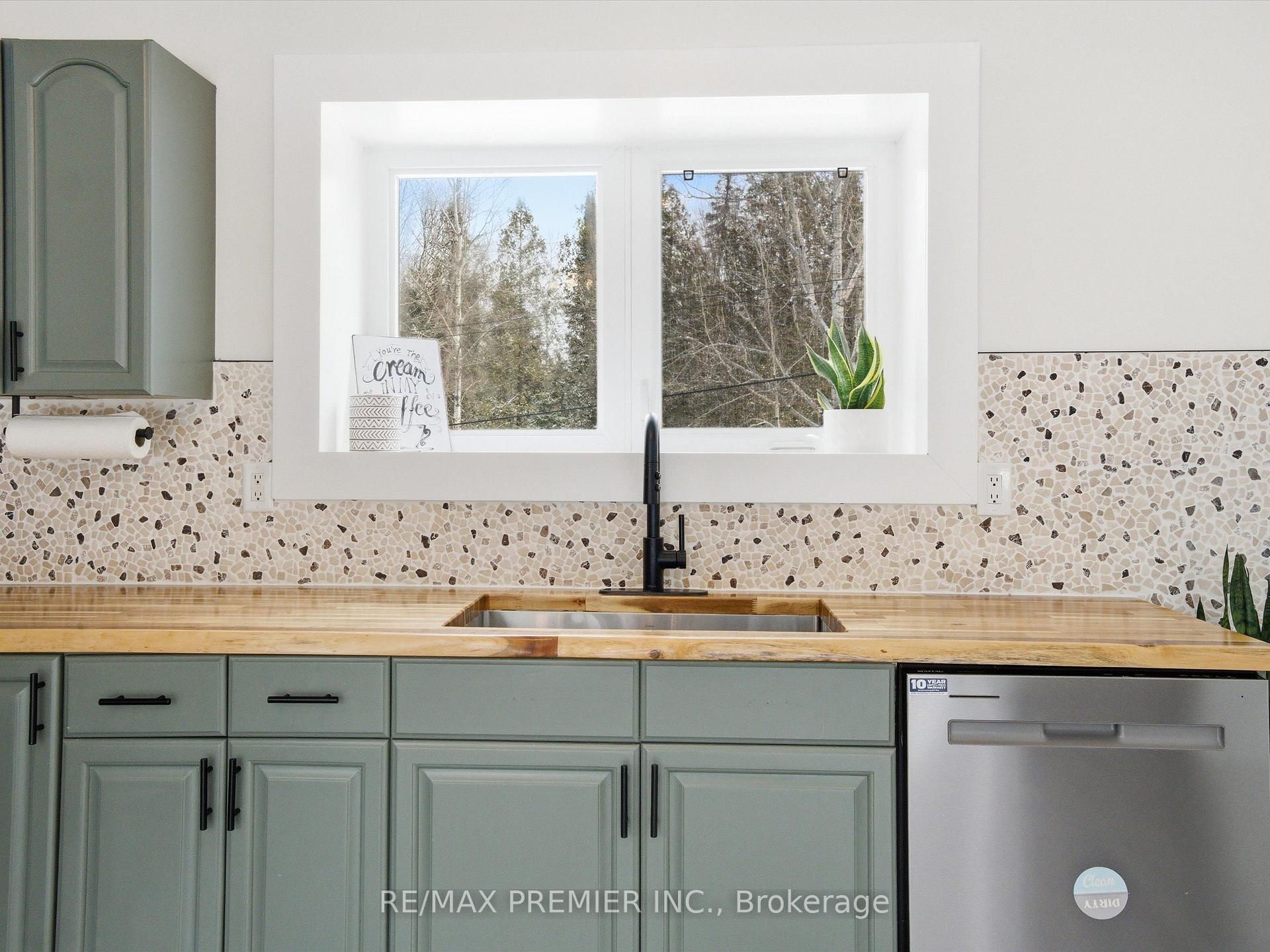 Photo 9 of 1131 Springdale Park Road, Bracebridge, Macaulay — HOMEH