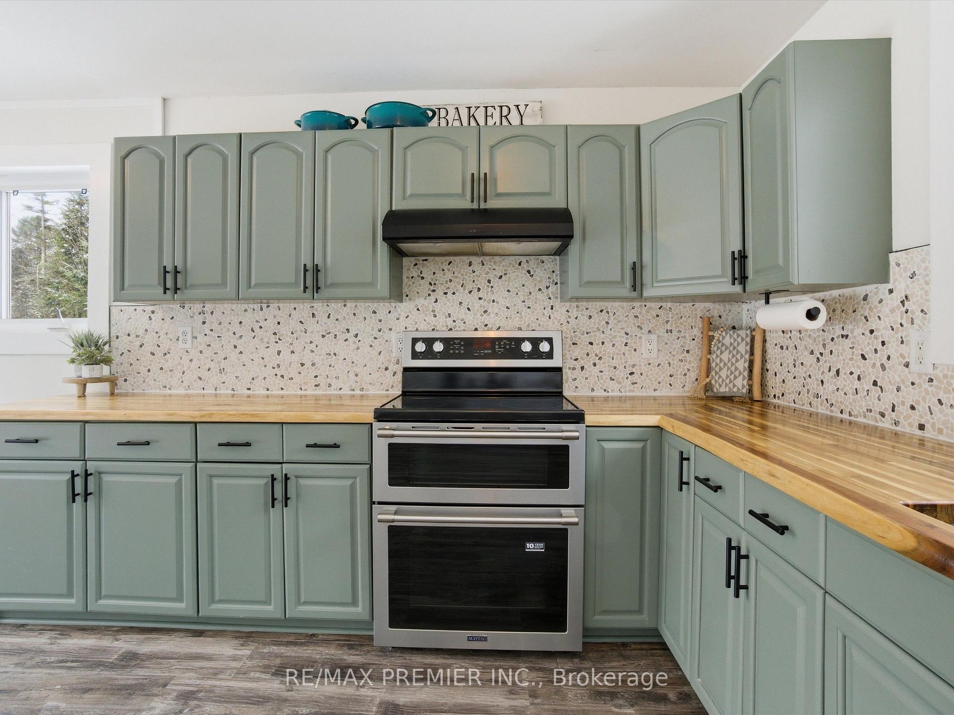 Photo 10 of 1131 Springdale Park Road, Bracebridge, Macaulay — HOMEH