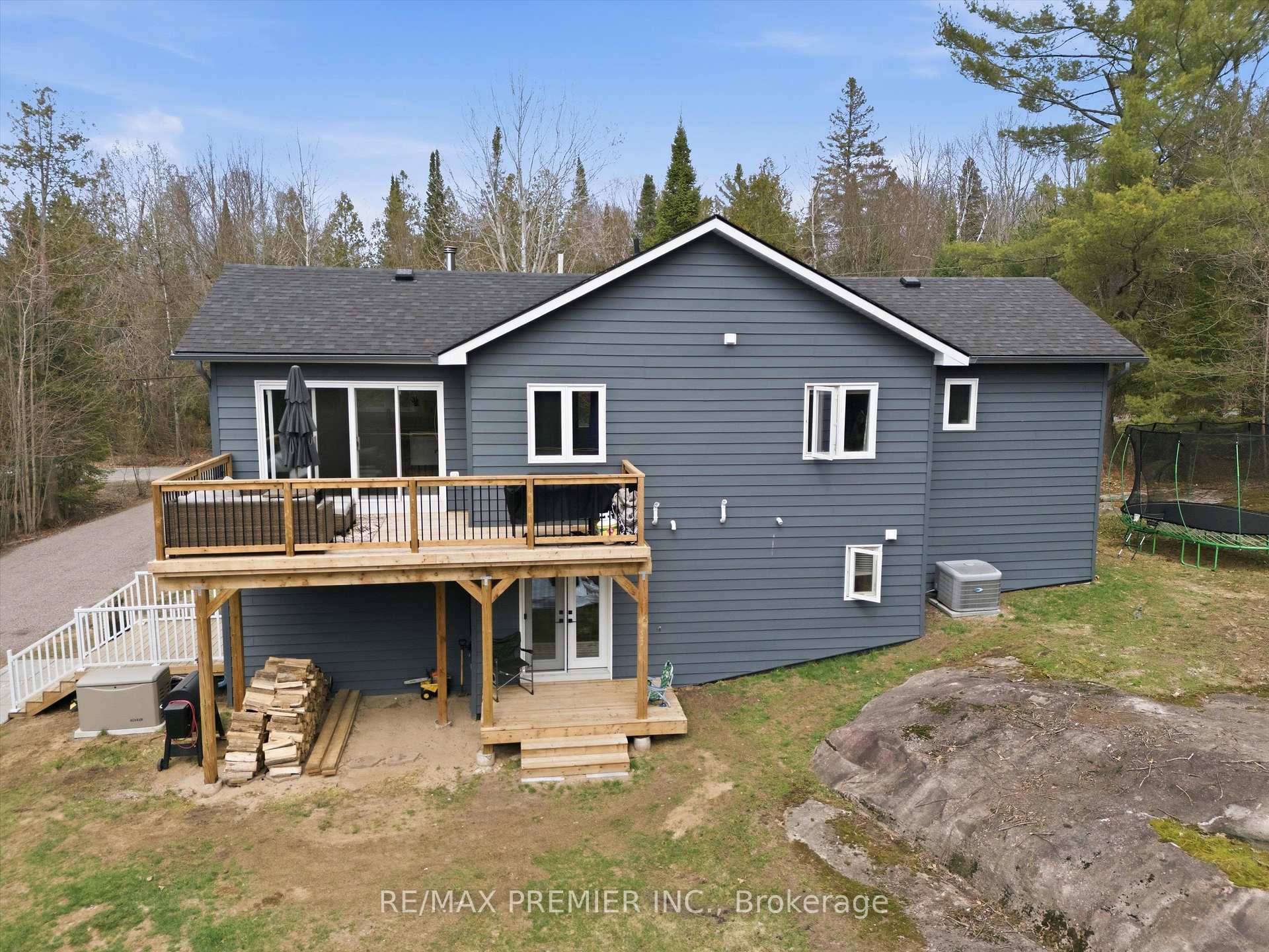 Photo 31 of 1131 Springdale Park Road, Bracebridge, Macaulay — HOMEH