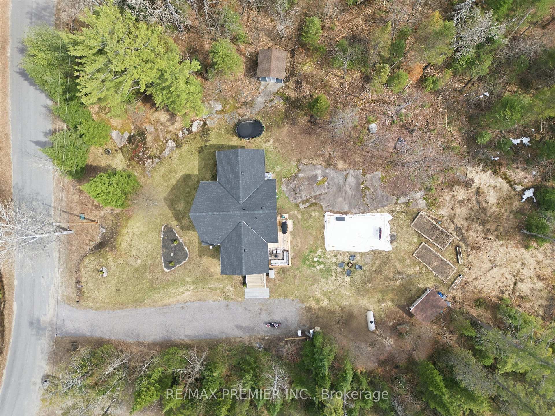 Photo 33 of 1131 Springdale Park Road, Bracebridge, Macaulay — HOMEH
