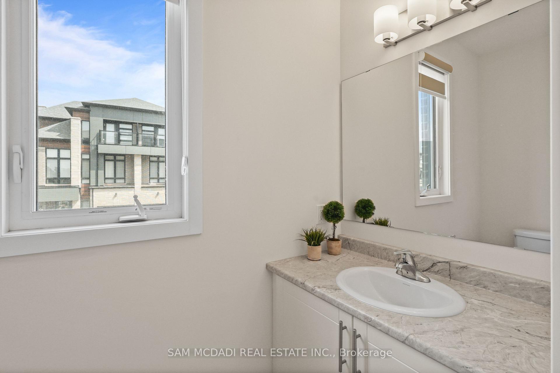 Photo 12 of 1327 Anthonia Trail, Oakville, Joshua Meadows — HOMEH