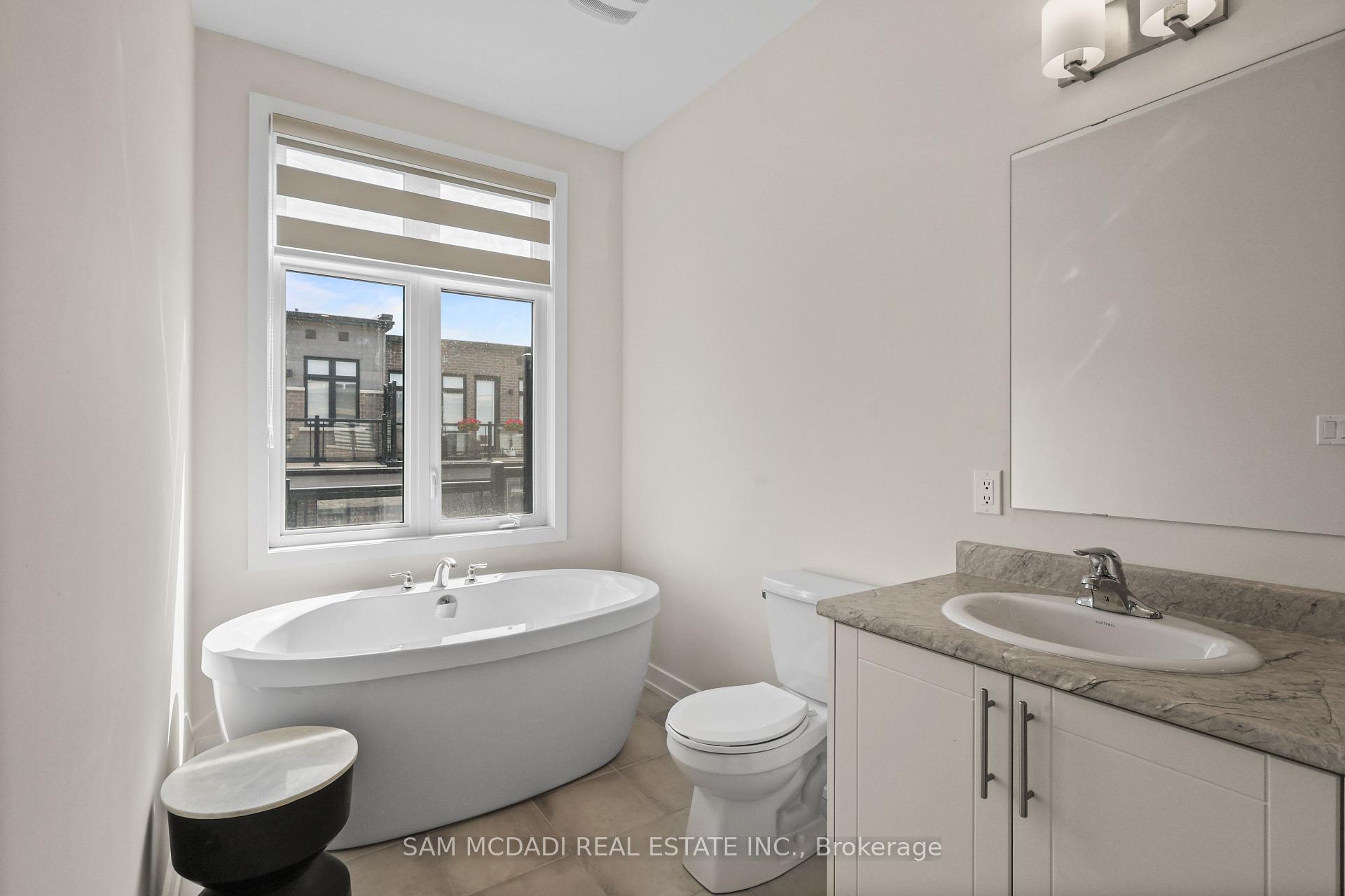 Photo 18 of 1327 Anthonia Trail, Oakville, Joshua Meadows — HOMEH