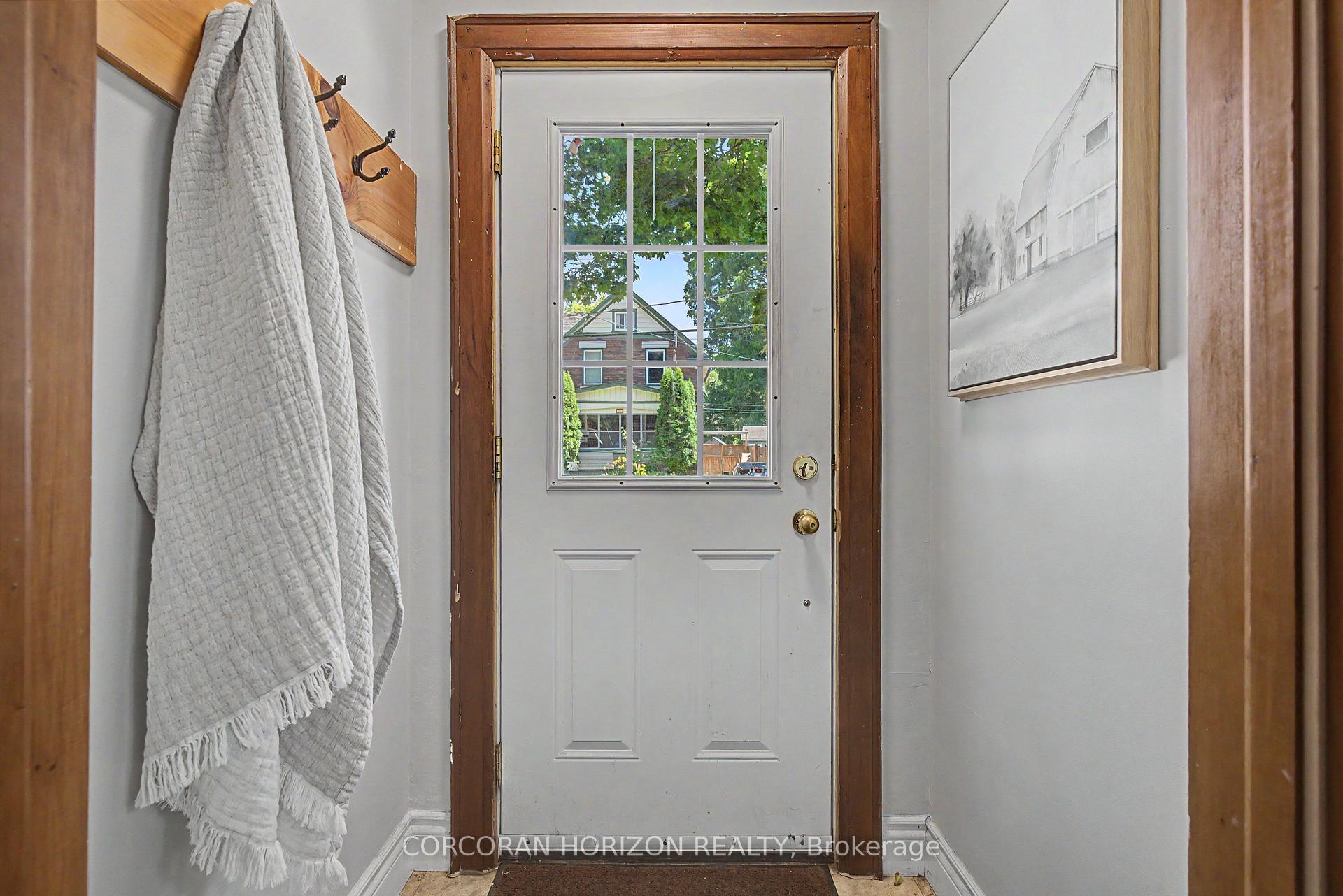 Photo 3 of 80 Blucher Street, Kitchener, Fairfield — HOMEH