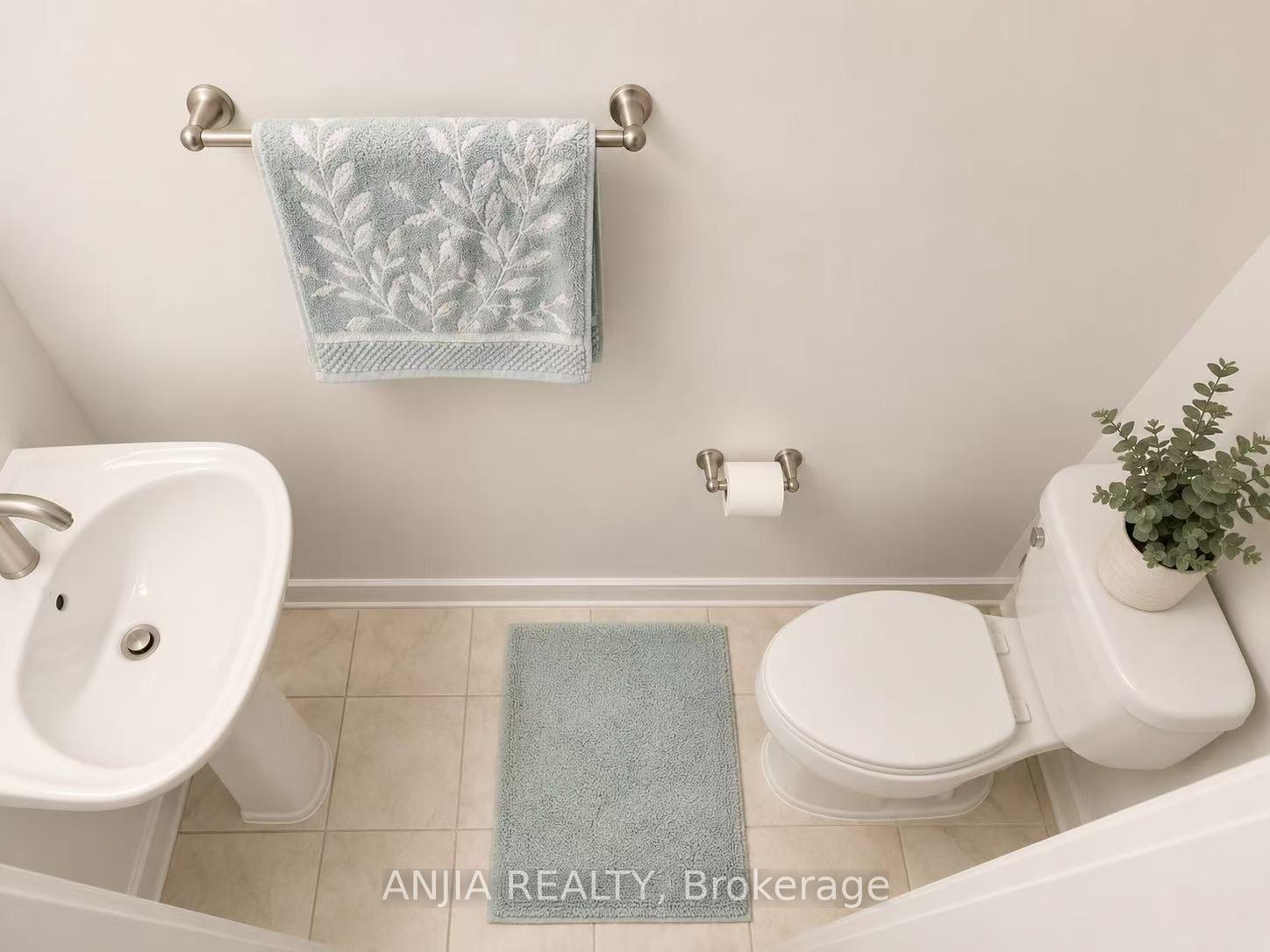 Photo 9 of 31 Red Maple Lane, Barrie, Innis-Shore — HOMEH