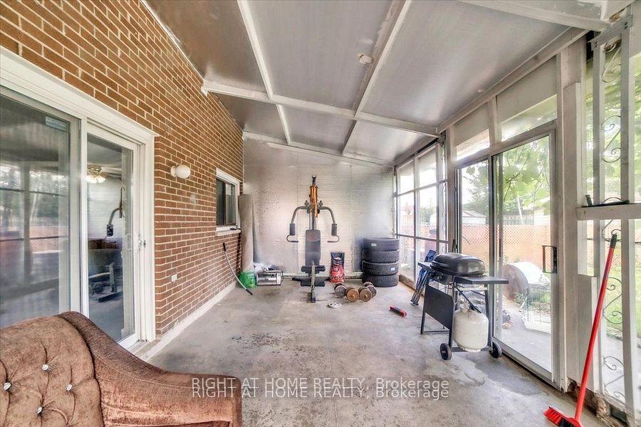 Photo 31 of 53 Agincourt Road, Vaughan, West Woodbridge — HOMEH
