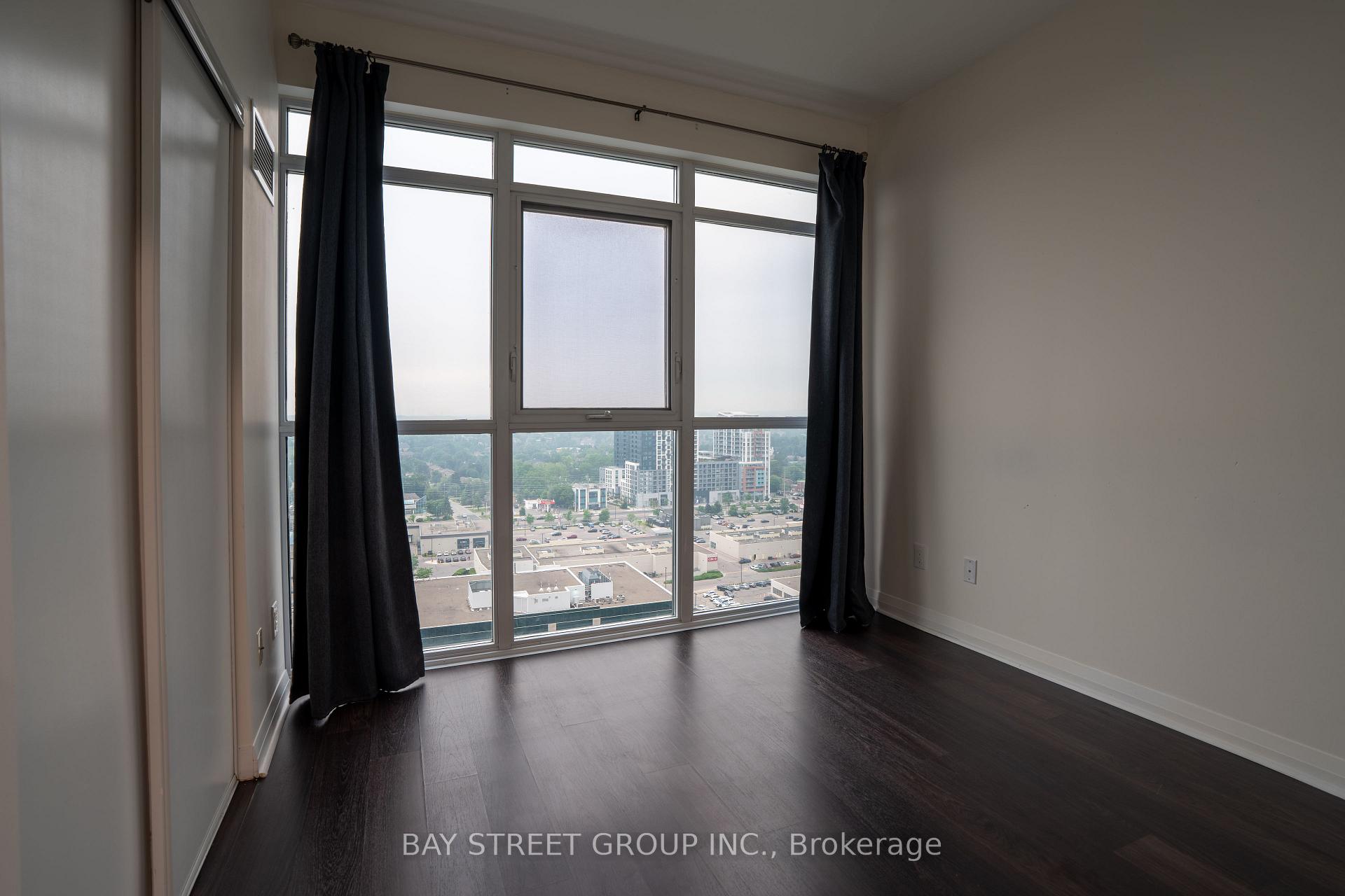 Photo 9 of Unit Lph04, 55 Oneida Crescent, Richmond Hill, Langstaff — HOMEH