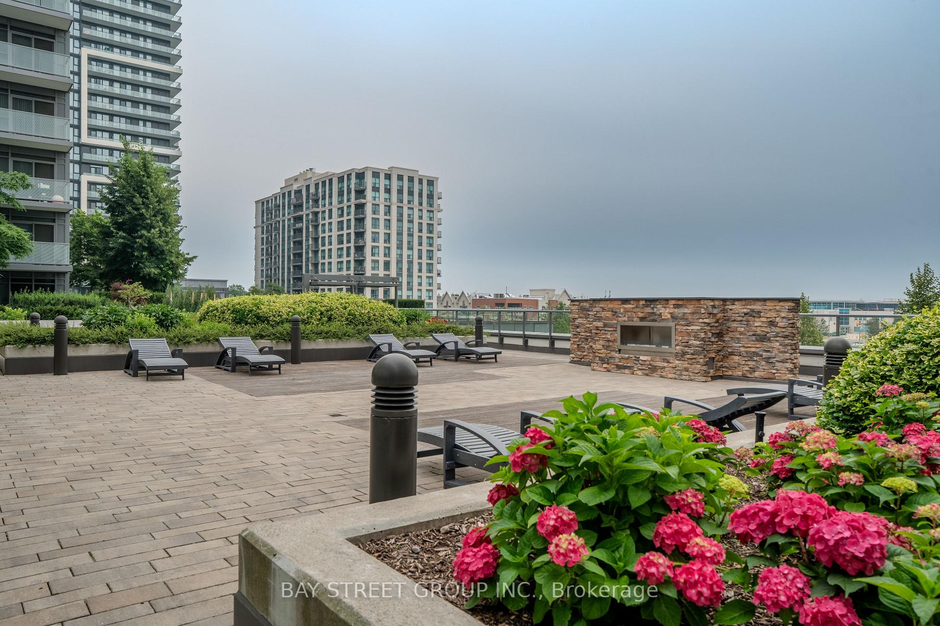 Photo 16 of Unit Lph04, 55 Oneida Crescent, Richmond Hill, Langstaff — HOMEH