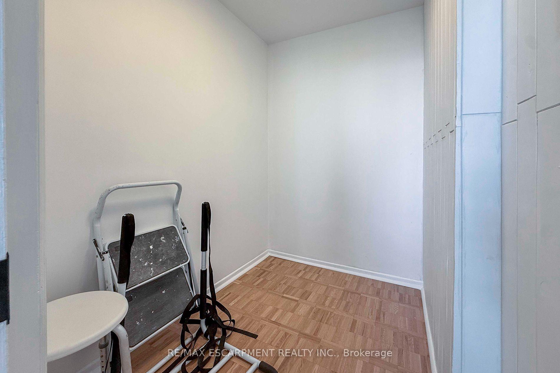 Photo 24 of Unit 2804, 3650 Kaneff Crescent, Mississauga, Mississauga Valleys — HOMEH