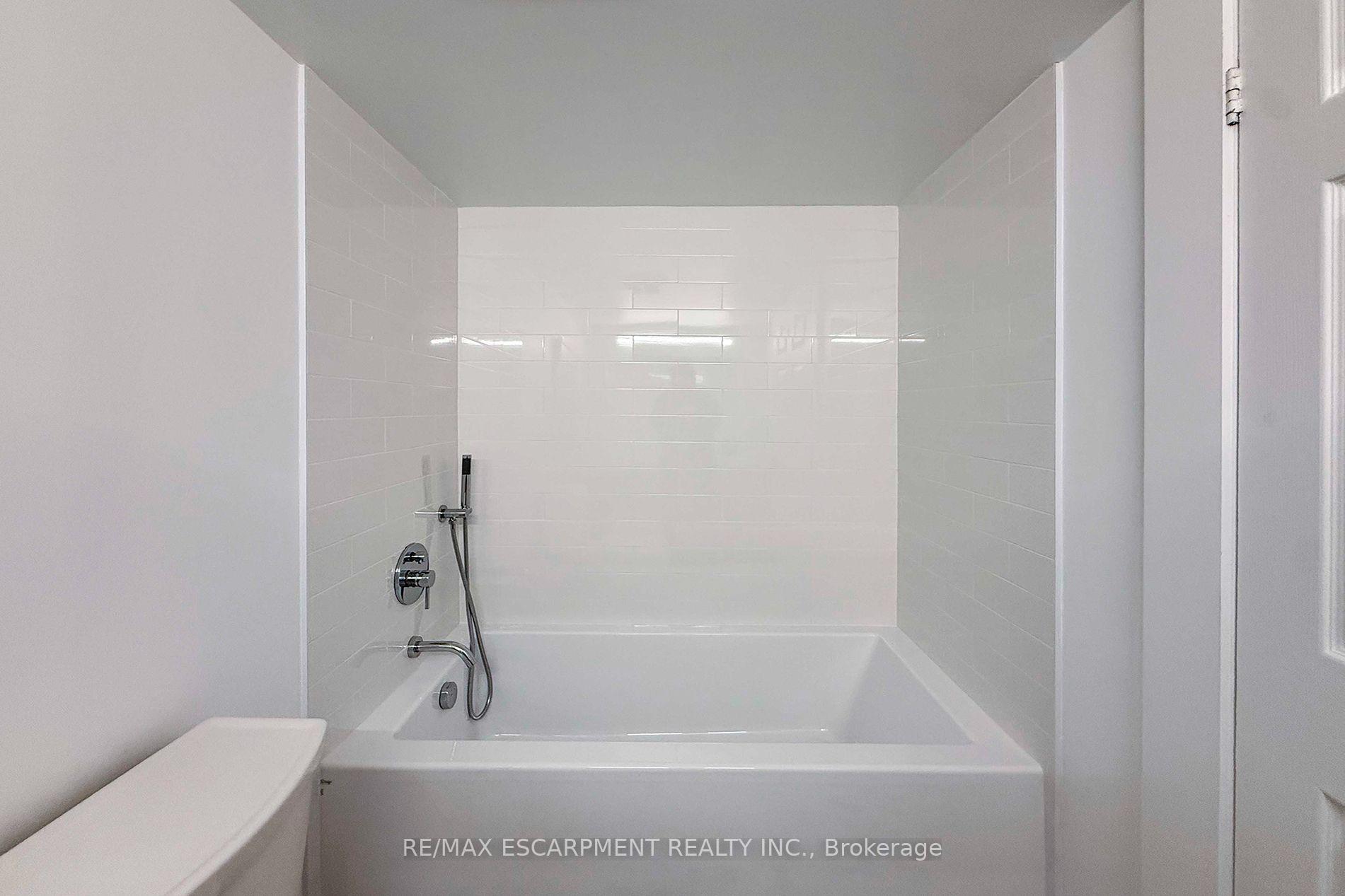 Photo 26 of Unit 2804, 3650 Kaneff Crescent, Mississauga, Mississauga Valleys — HOMEH