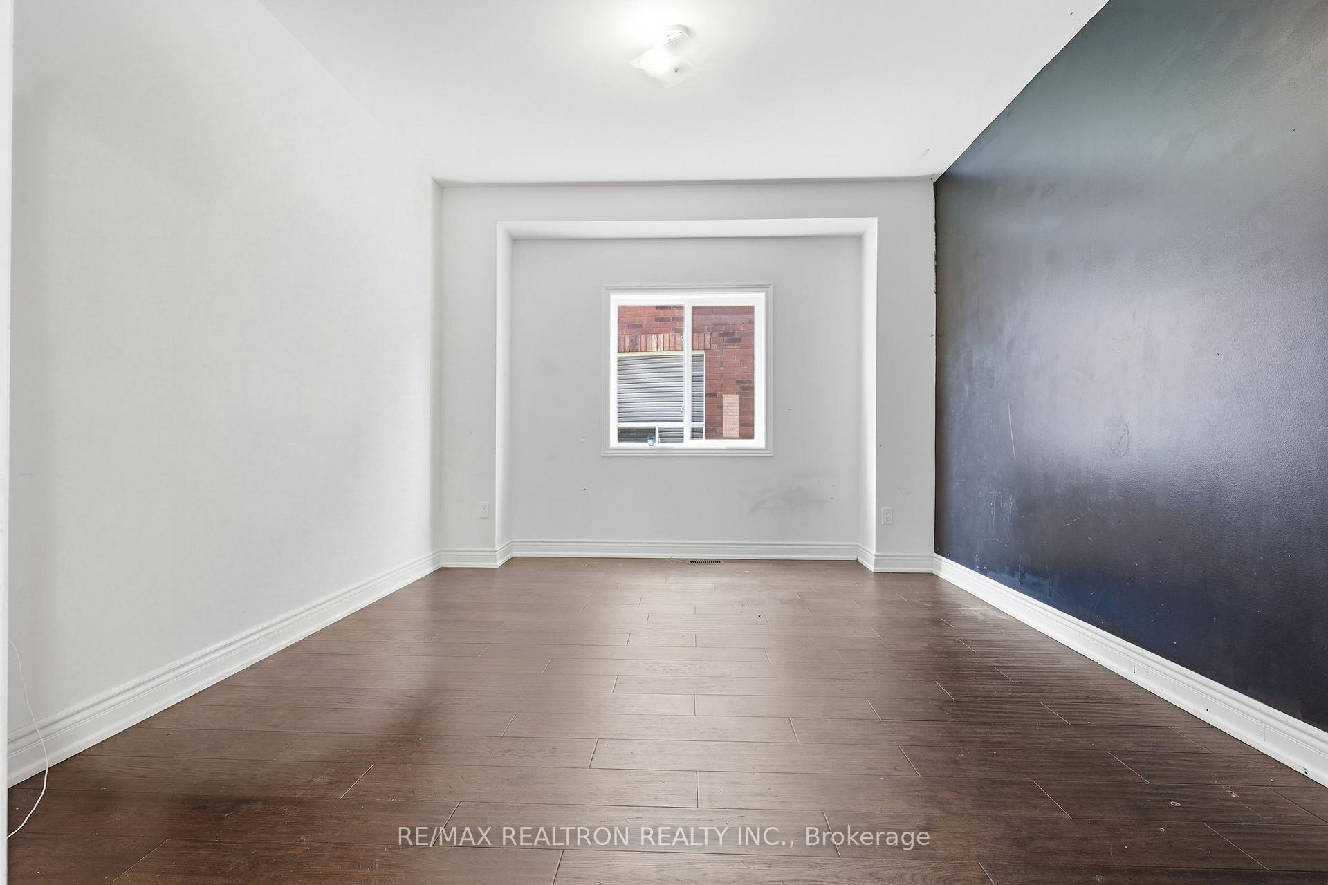 Photo 8 of 214 Irwin Street, Shelburne — HOMEH