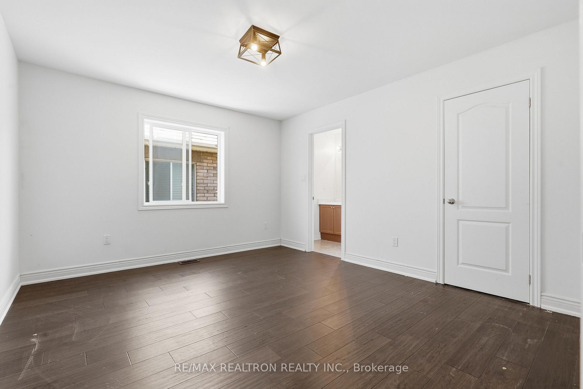 Photo 19 of 214 Irwin Street, Shelburne — HOMEH