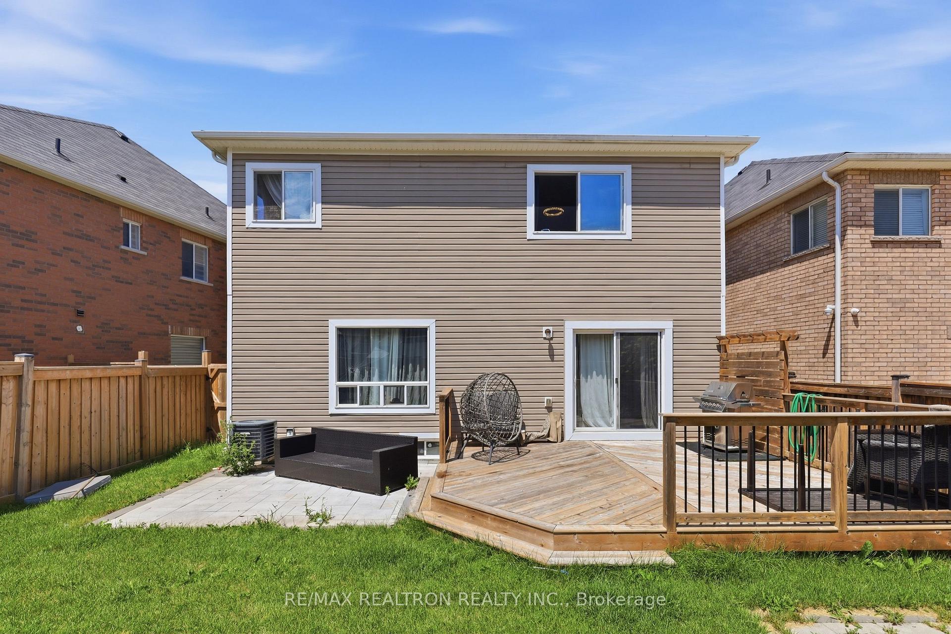 Photo 23 of 214 Irwin Street, Shelburne — HOMEH