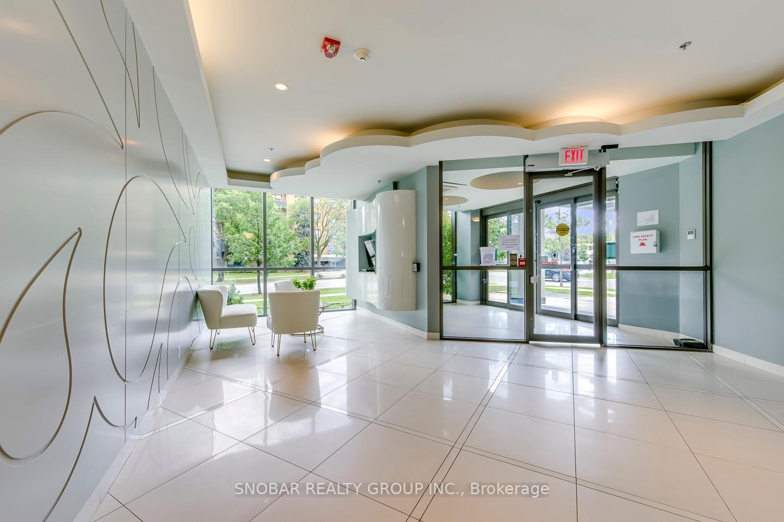 Photo 3 of Unit 618, 80 Esther Lorrie Drive, Etobicoke, West Humber-Clairville — HOMEH