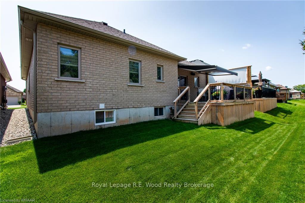 Photo 30 of 6 Esseltine Drive, Tillsonburg — HOMEH