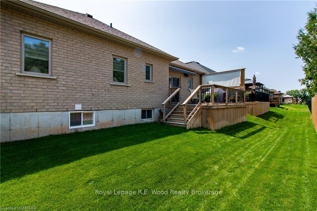 Photo 32 of 6 Esseltine Drive, Tillsonburg — HOMEH