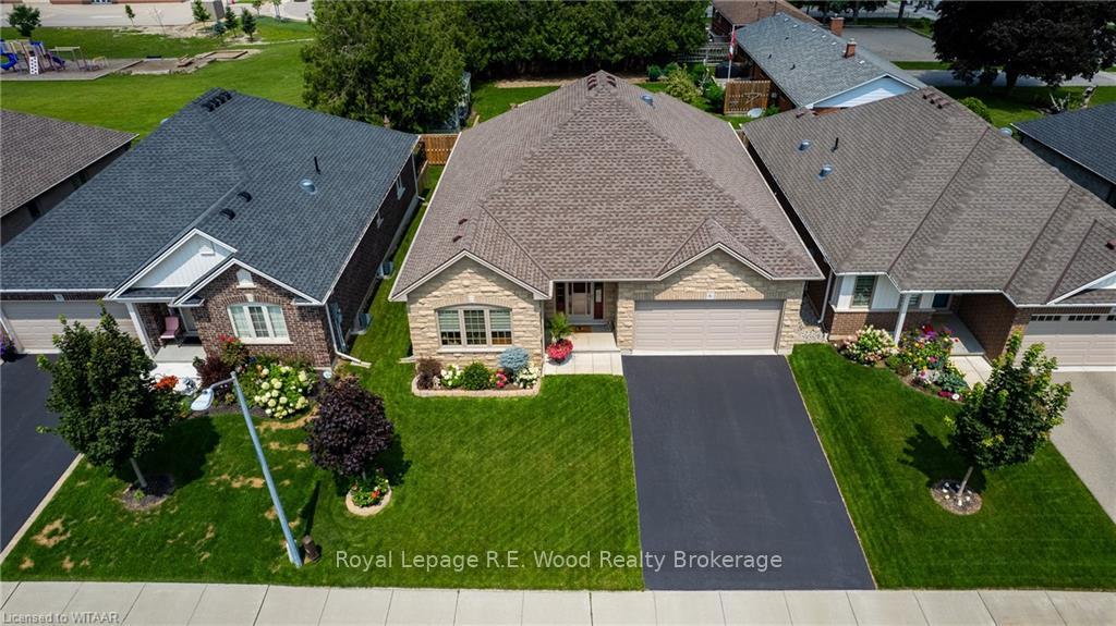 Photo 36 of 6 Esseltine Drive, Tillsonburg — HOMEH