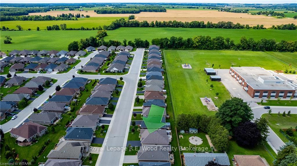 Photo 40 of 6 Esseltine Drive, Tillsonburg — HOMEH