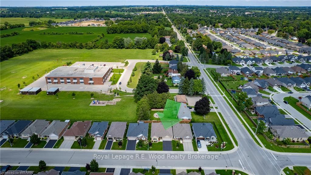Photo 41 of 6 Esseltine Drive, Tillsonburg — HOMEH
