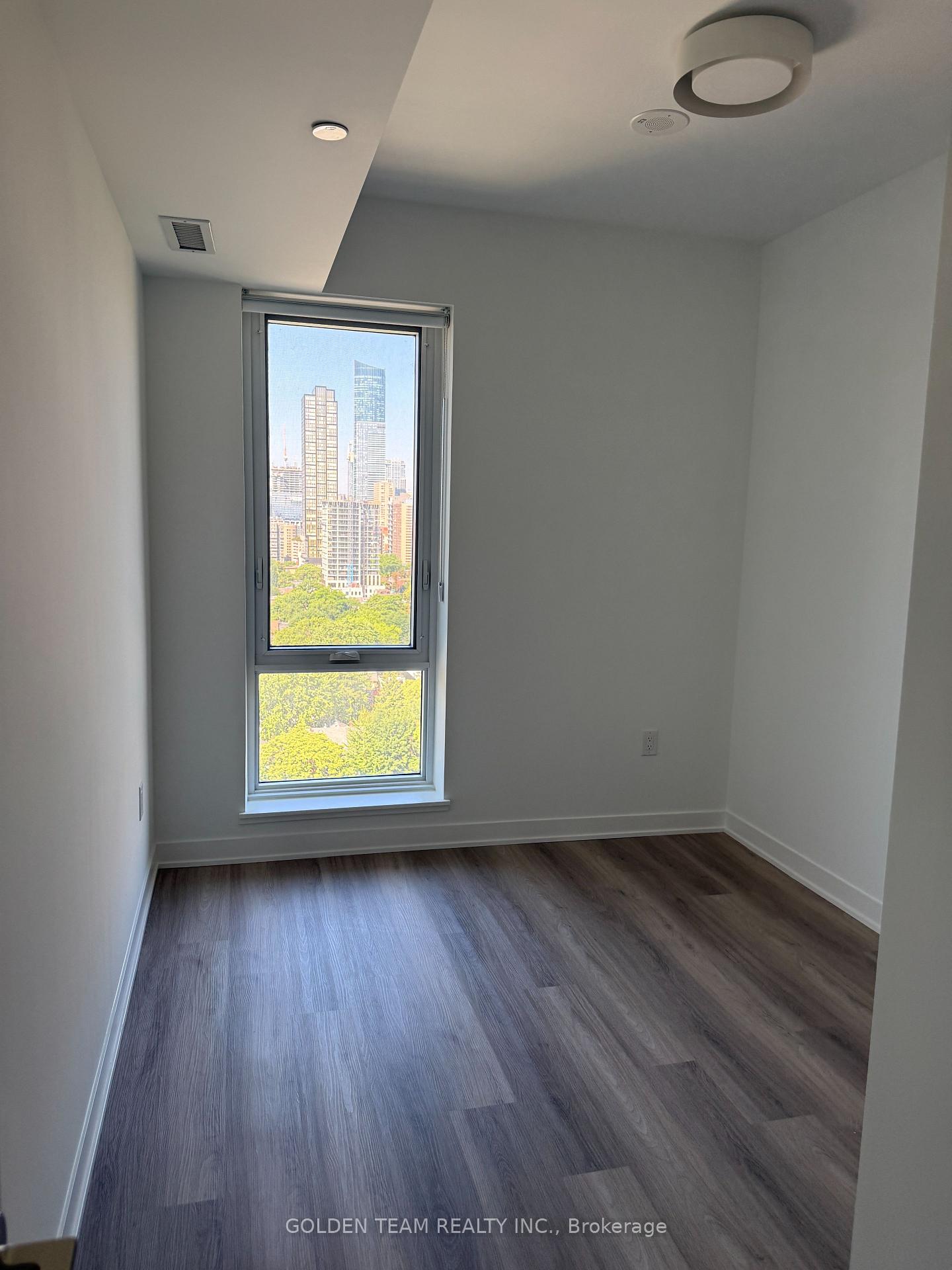 Photo 3 of Unit 1507, 10 Oak Street, Toronto, Regent Park — HOMEH