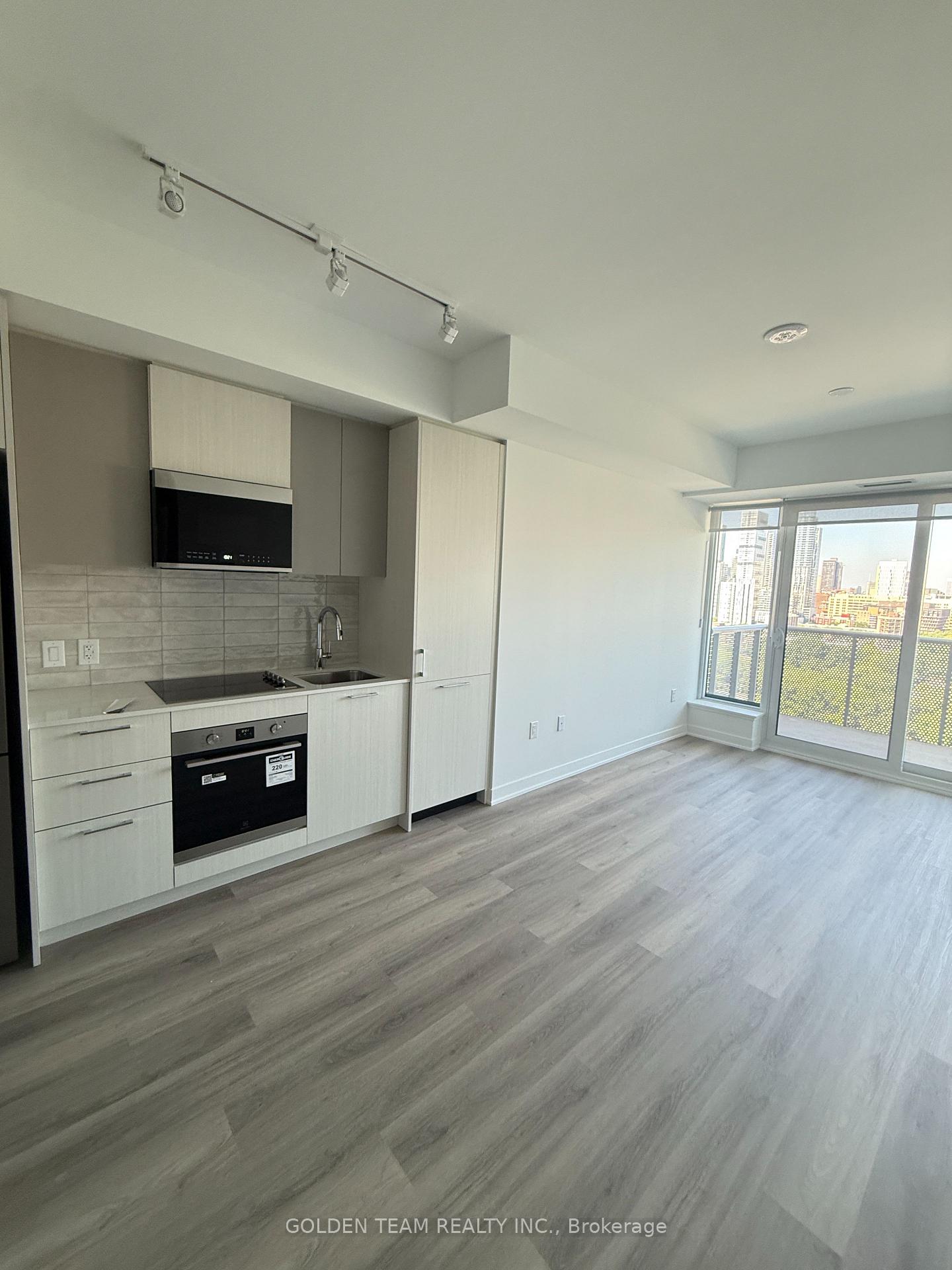 Photo 7 of Unit 1507, 10 Oak Street, Toronto, Regent Park — HOMEH