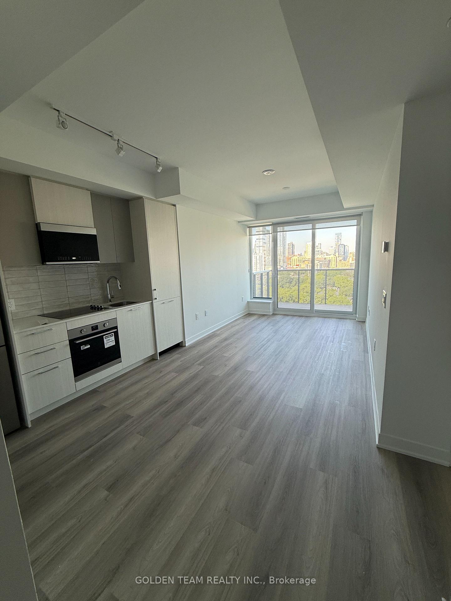 Photo 8 of Unit 1507, 10 Oak Street, Toronto, Regent Park — HOMEH