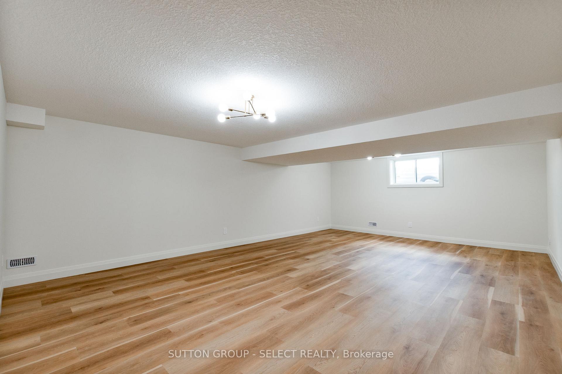Photo 21 of 16 Kelly Drive, Zorra, Thamesford — HOMEH