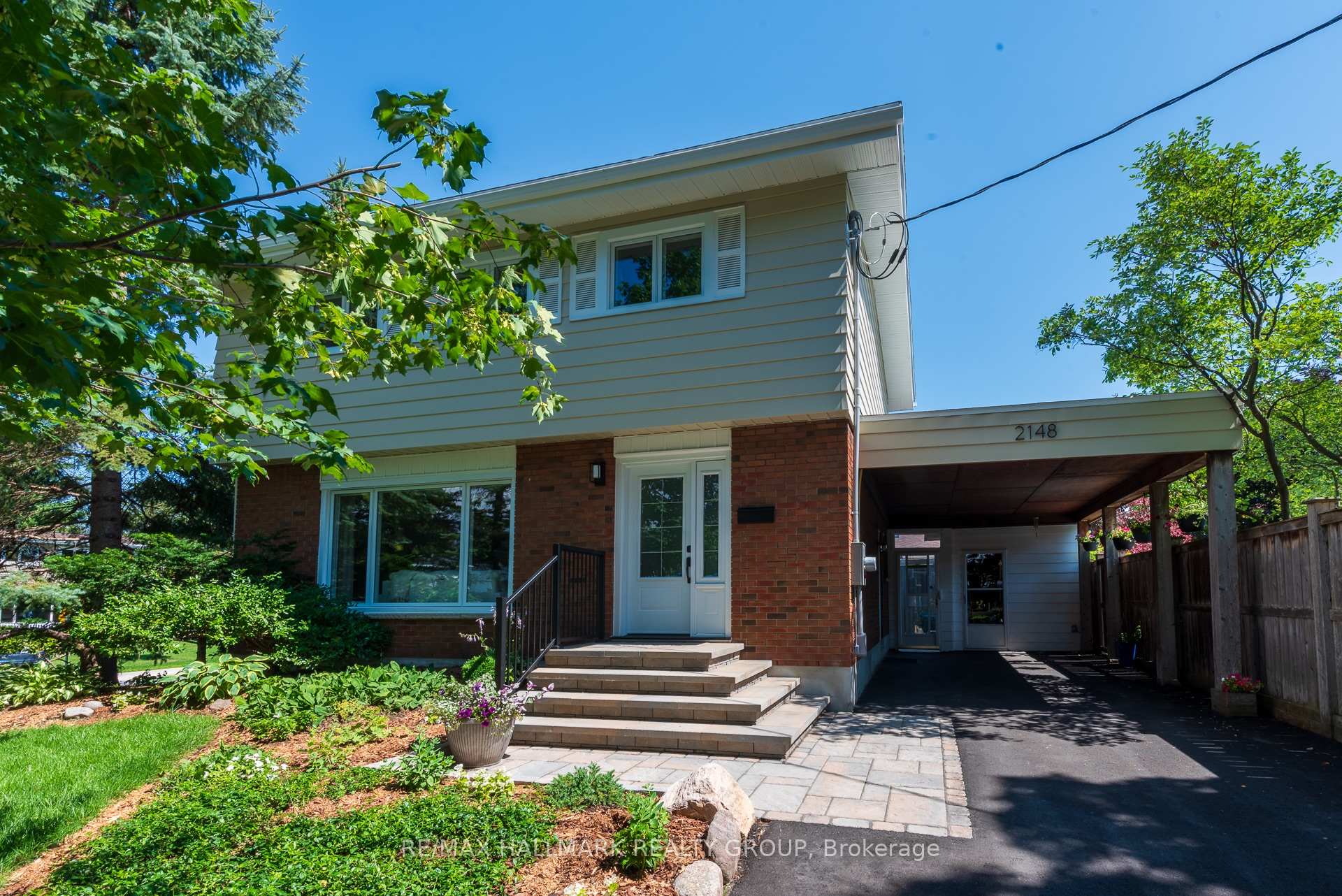 Photo 1 of 2148 Dunelm Street, Ottawa, Elmvale Acres/Urbandale — HOMEH