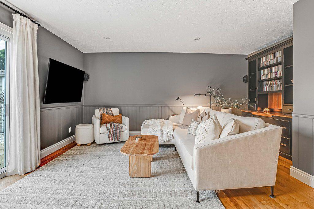 Photo 32 of 108 Condor Drive, Ottawa, Hunt Club/Western Community — HOMEH