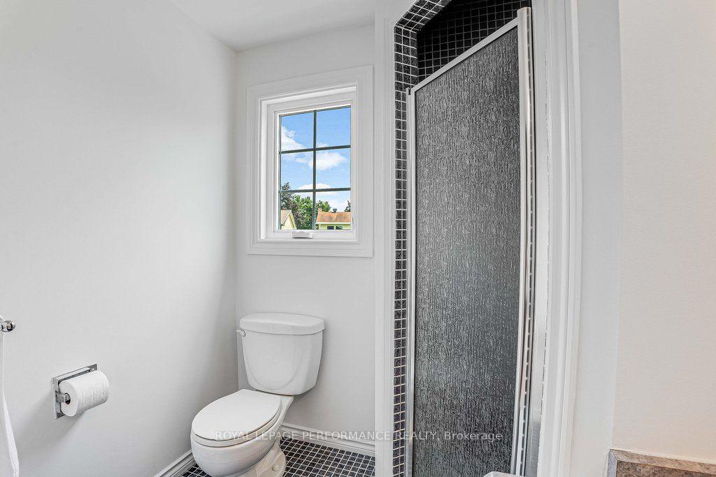 Photo 40 of 108 Condor Drive, Ottawa, Hunt Club/Western Community — HOMEH