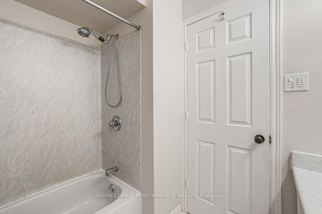 Photo 44 of 108 Condor Drive, Ottawa, Hunt Club/Western Community — HOMEH