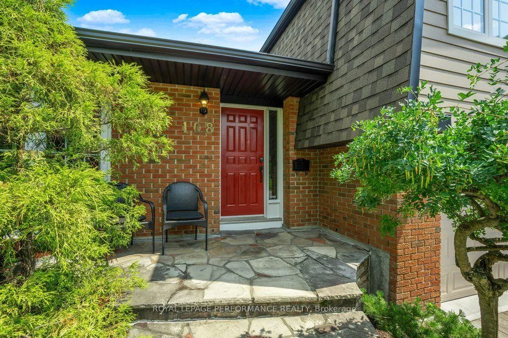Photo 9 of 108 Condor Drive, Ottawa, Hunt Club/Western Community — HOMEH