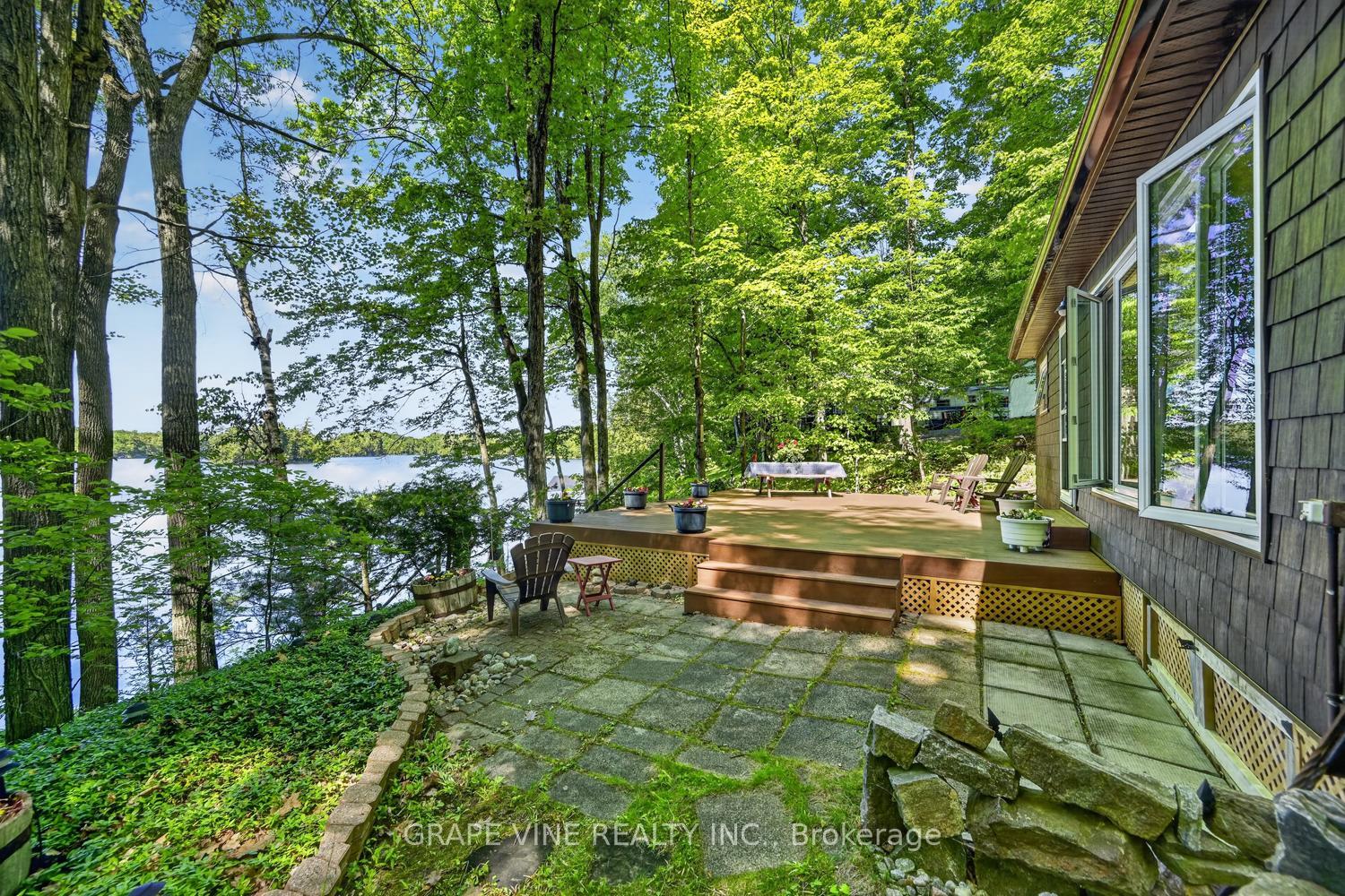 Photo 3 of 1010 Firefly Lane, Frontenac, Frontenac South — HOMEH