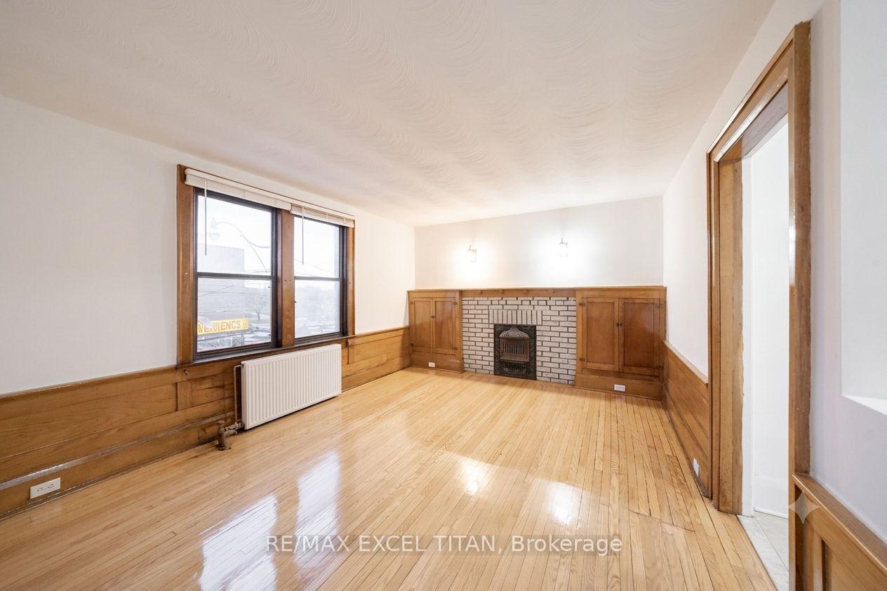 Photo 2 of Unit 23, 6 Kingston Road, Toronto, Woodbine Corridor — HOMEH