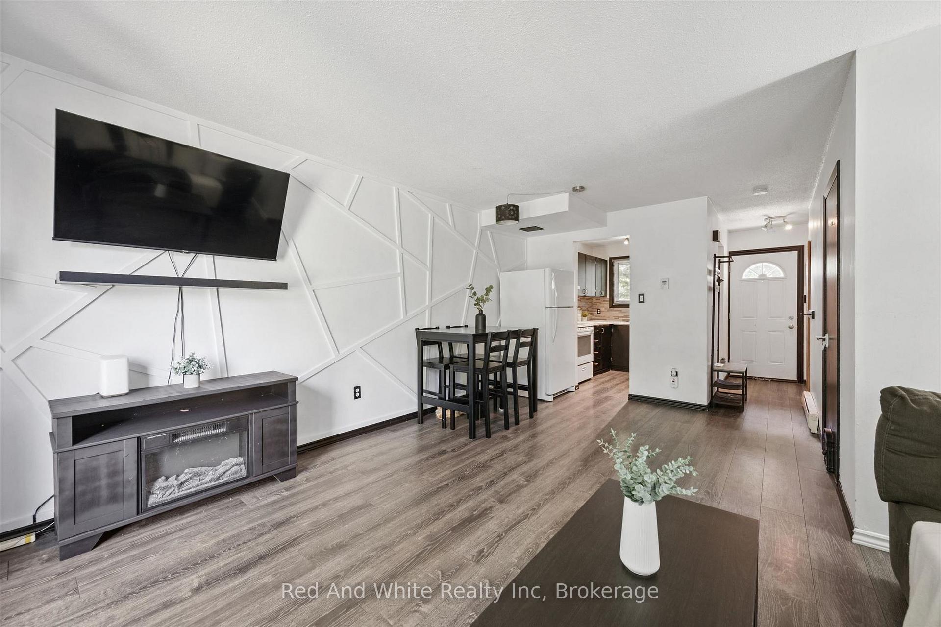 Photo 9 of Unit 11, 178 Grulke Street, Kitchener, Centreville Chicopee — HOMEH