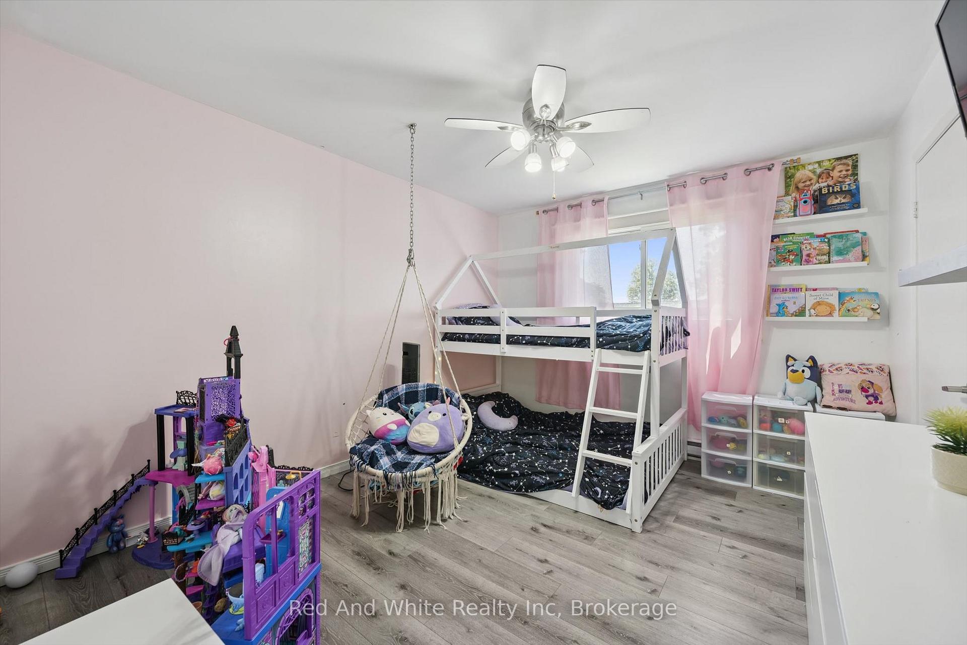 Photo 15 of Unit 11, 178 Grulke Street, Kitchener, Centreville Chicopee — HOMEH