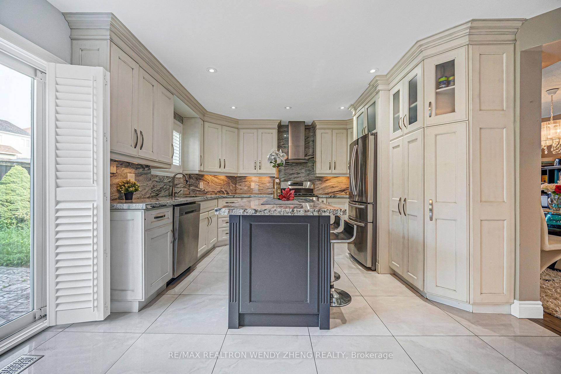 Photo 13 of 1507 Clearbrook Drive, Oshawa, Taunton — HOMEH
