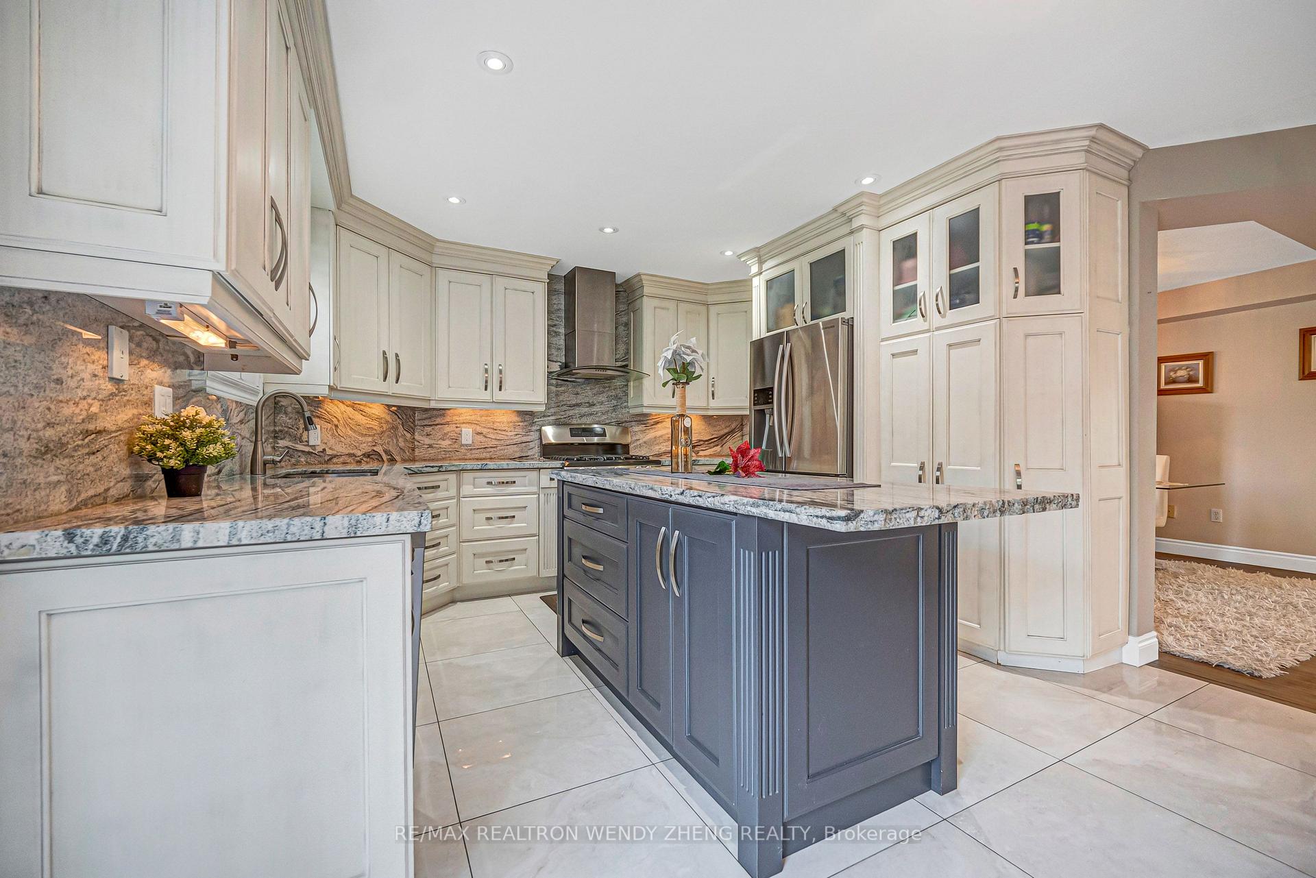 Photo 14 of 1507 Clearbrook Drive, Oshawa, Taunton — HOMEH