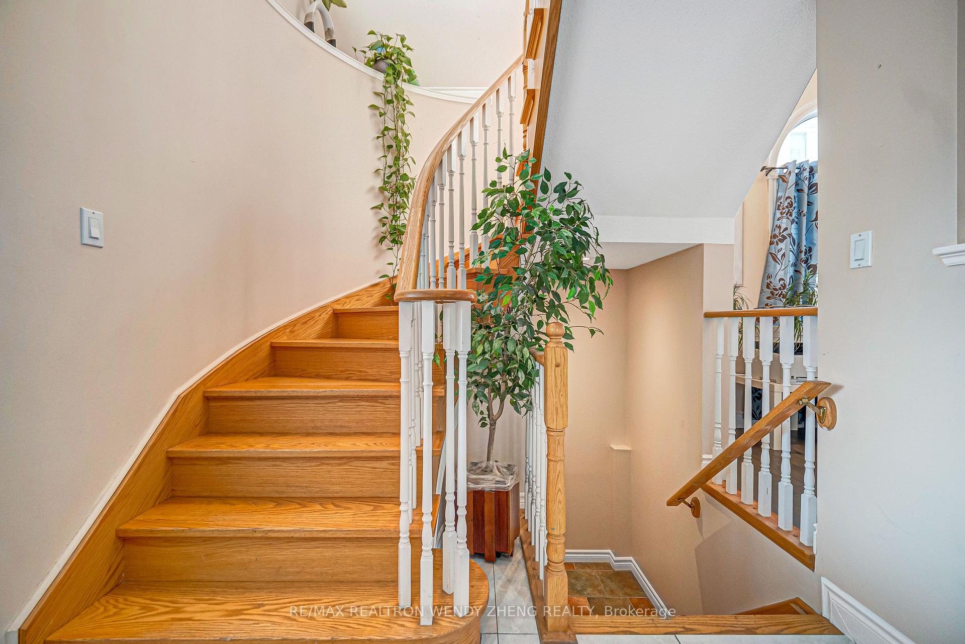 Photo 19 of 1507 Clearbrook Drive, Oshawa, Taunton — HOMEH