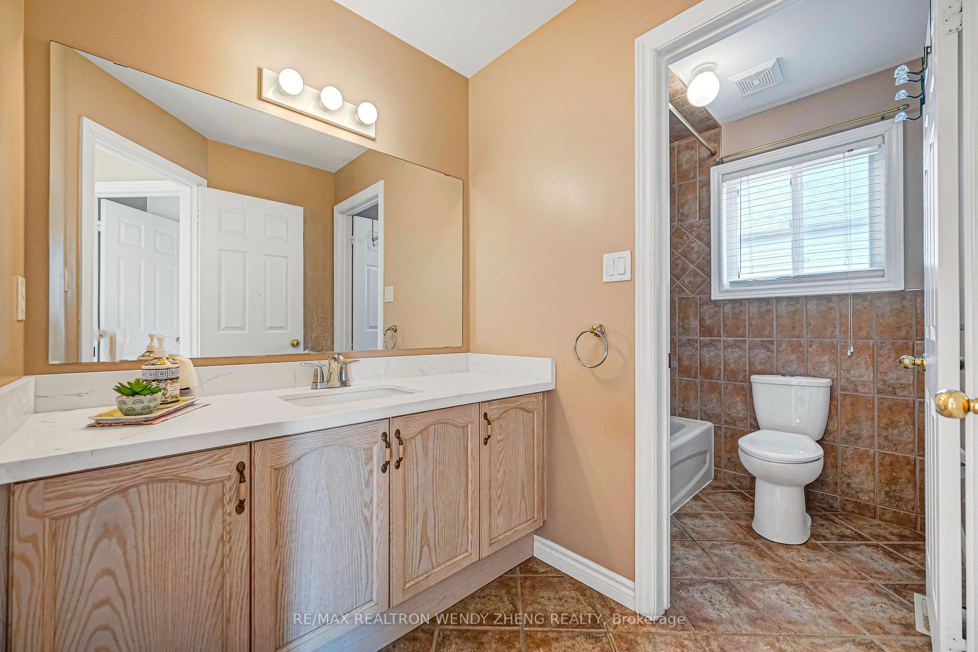 Photo 29 of 1507 Clearbrook Drive, Oshawa, Taunton — HOMEH