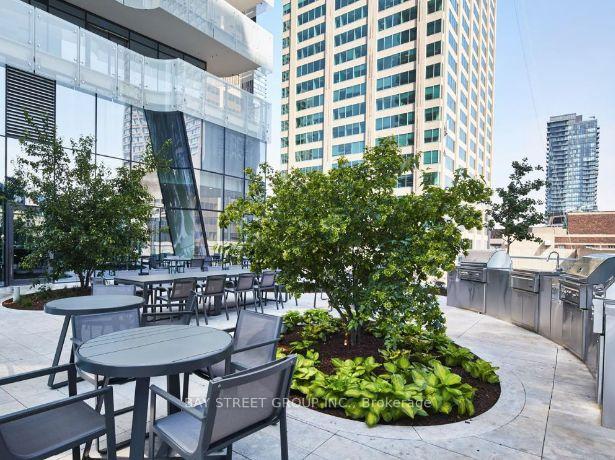 Photo 11 of Unit 1610, 1 Bloor Street E, Toronto, Church-Yonge Corridor — HOMEH