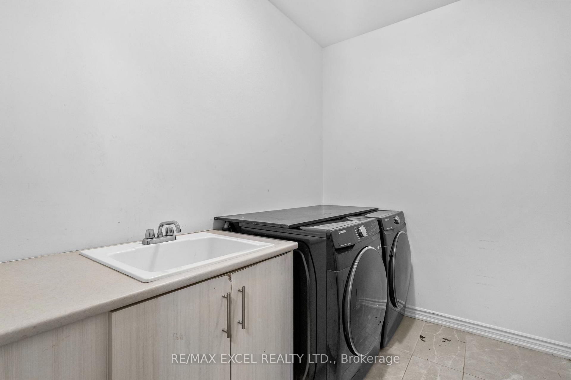 Photo 13 of 37 Macpherson Street, Whitby, Rural Whitby — HOMEH