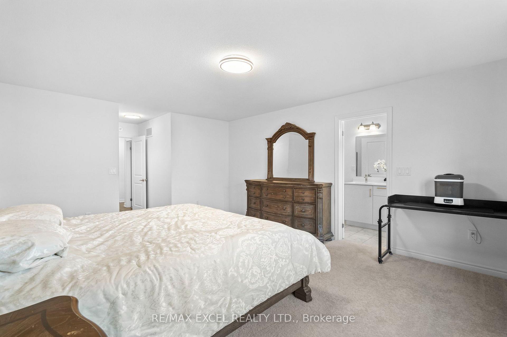 Photo 46 of 37 Macpherson Street, Whitby, Rural Whitby — HOMEH