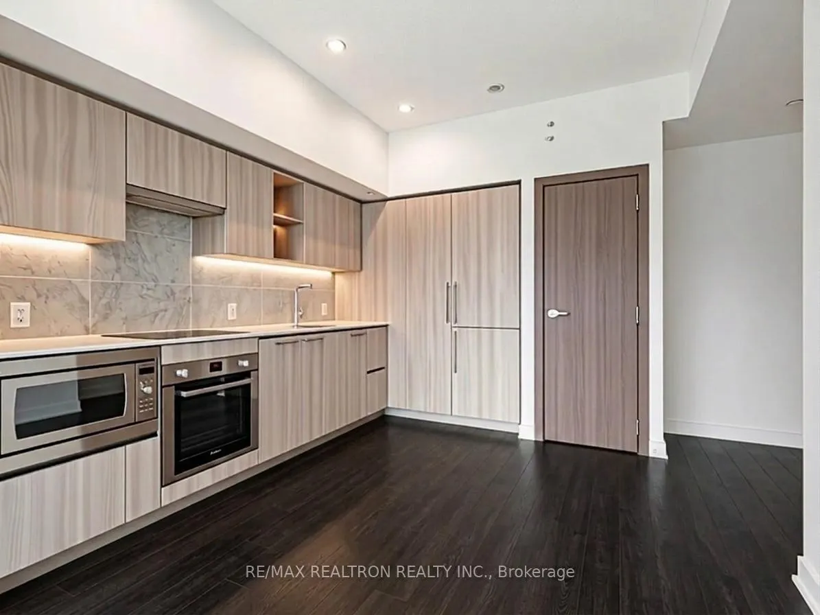 Photo 7 of Unit 1216, 19 Bathurst Street, Toronto, Waterfront Communities — HOMEH