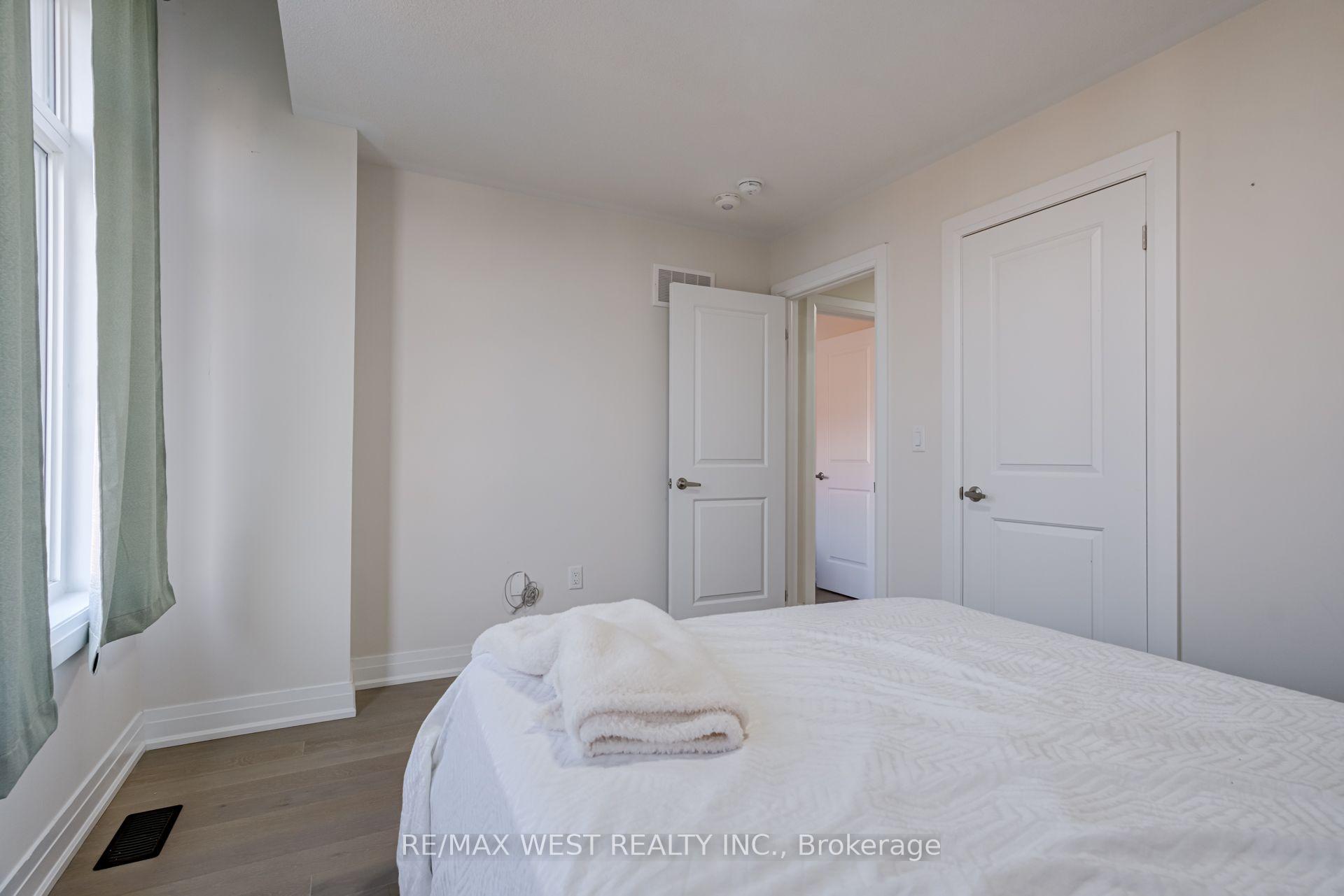 Photo 37 of 2688 Sapphire Drive, Pickering, Rural Pickering — HOMEH