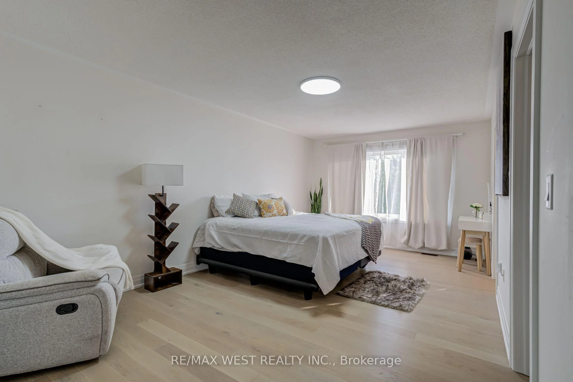 Photo 57 of 2688 Sapphire Drive, Pickering, Rural Pickering — HOMEH