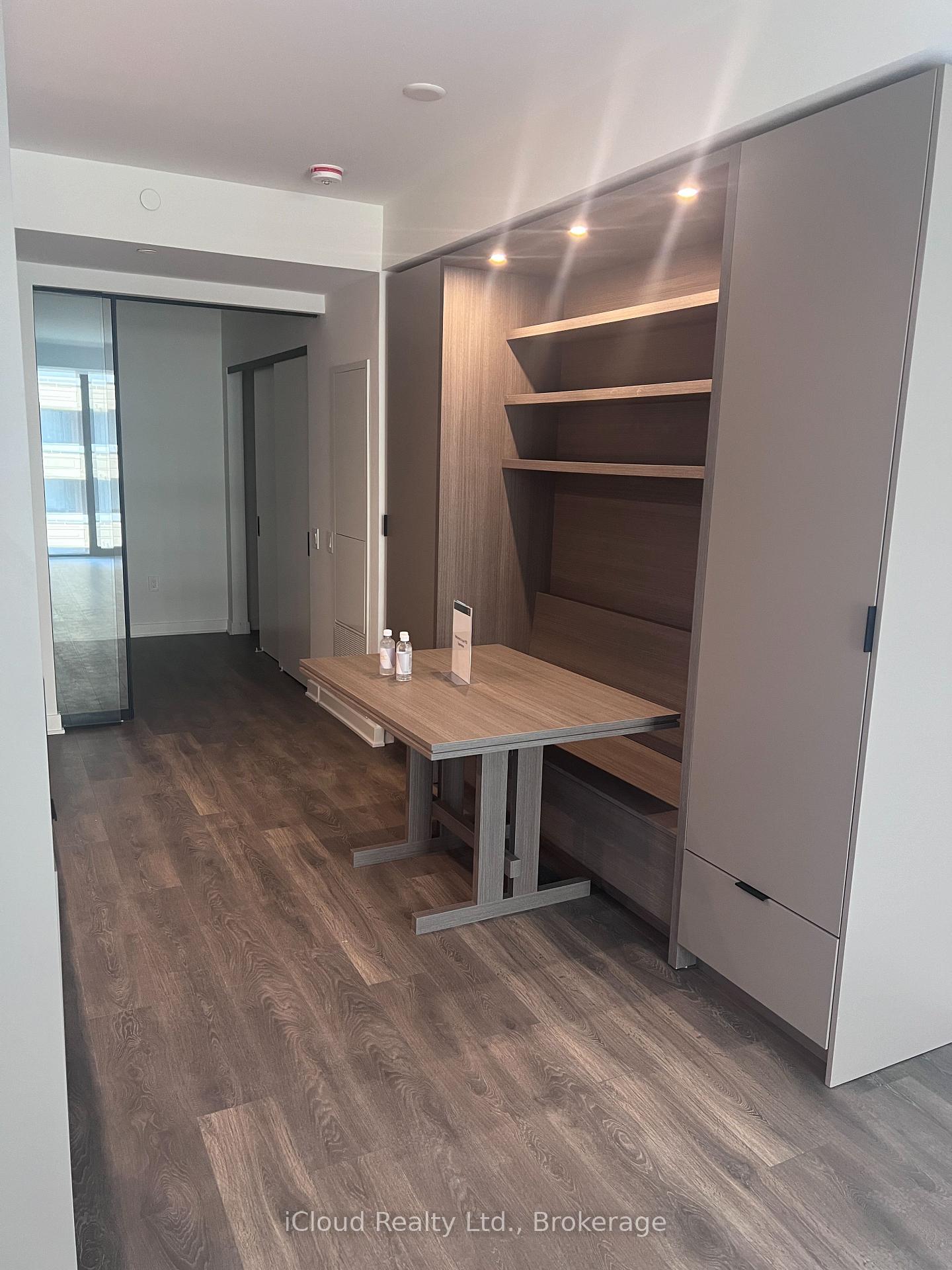 Photo 15 of Unit 821, 55 Charles Street E, Toronto, Church-Yonge Corridor — HOMEH