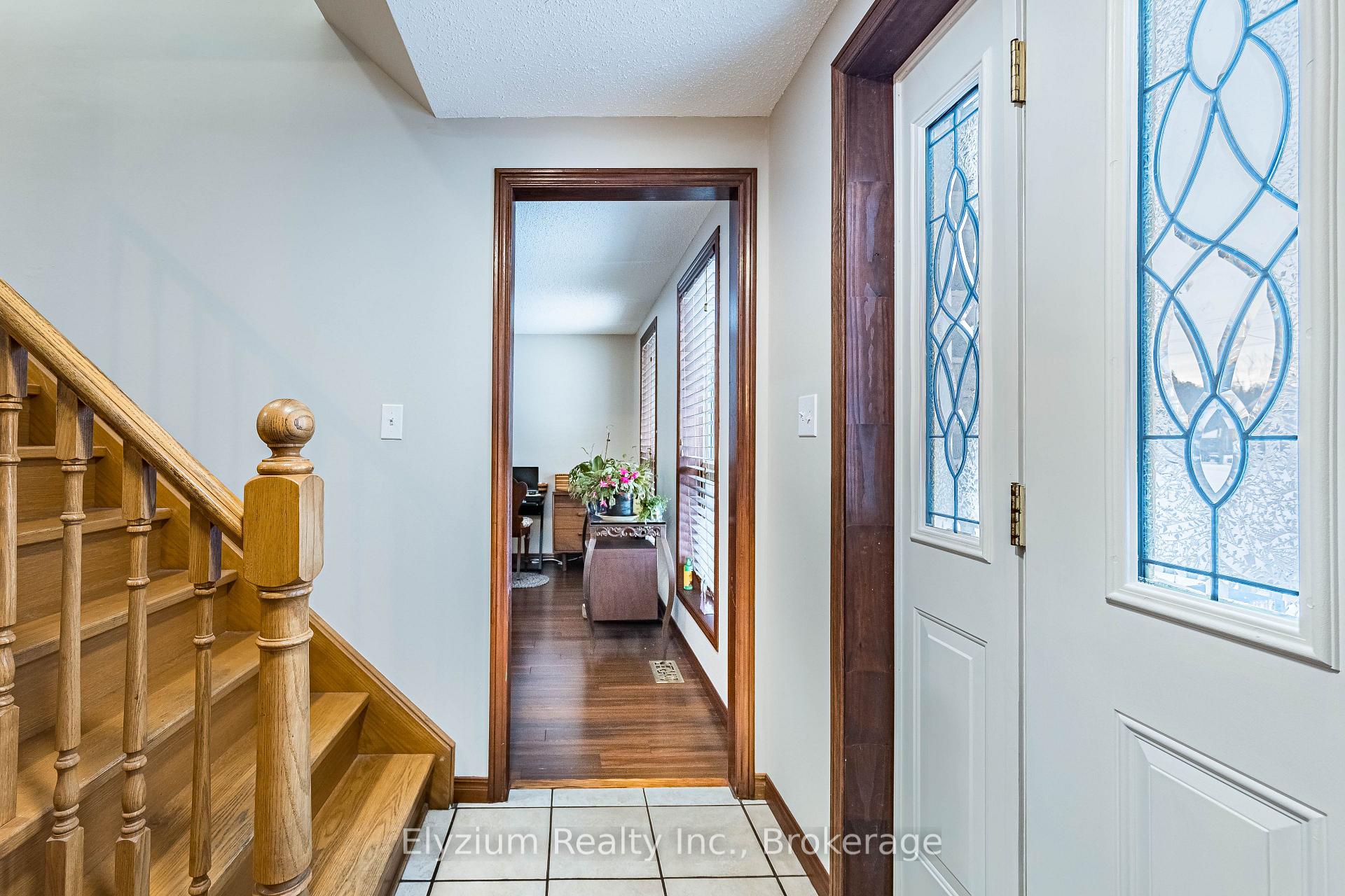 Photo 7 of 11289 Guelph Line, Milton, Campbellville — HOMEH